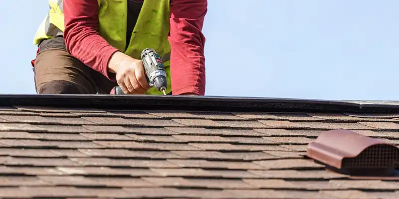 Toit en construction